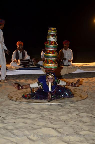 03 Rajasthani_Gypsy_folk_dance,_Goa_DSC6285_b_H600